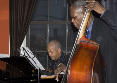 Ade with Andy McCloud at Ife's place The Chronical photo by Sharon Sullivan